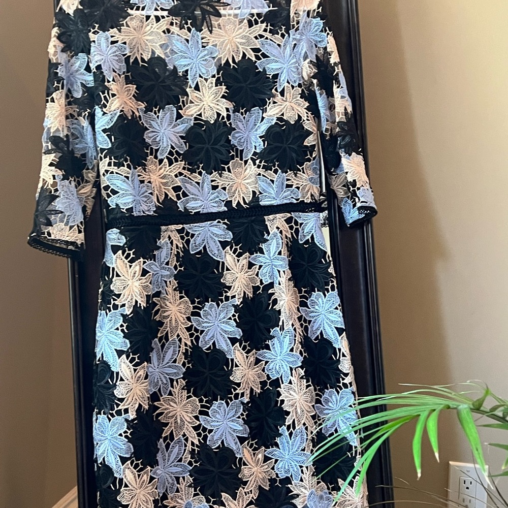 Minuet Black, Beige, and Light Blue Lace Mini Dress. Size Large.